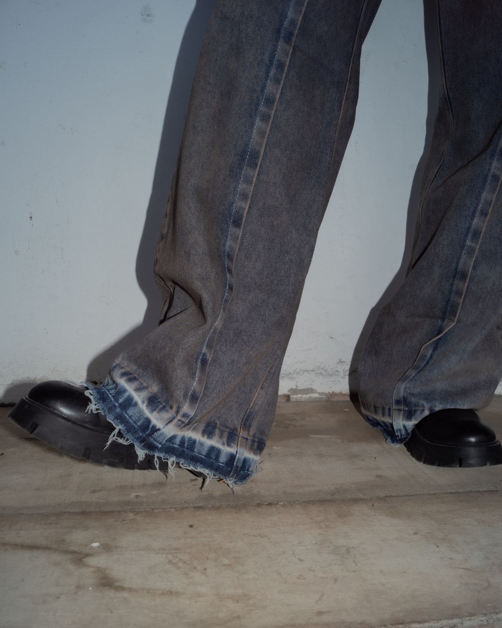 Flip jeans